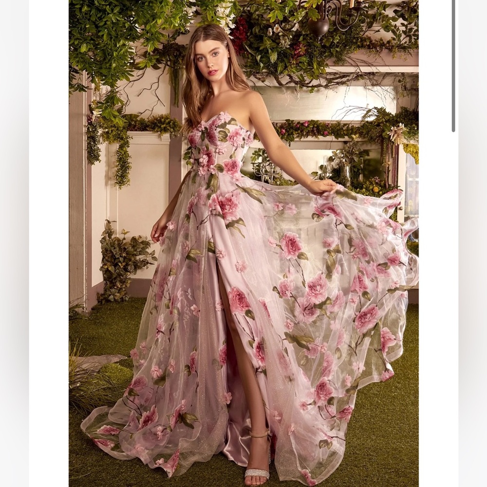 NWT Bust 36” & Waist 30” Andrea & Leo Couture Floral Strapless Gown